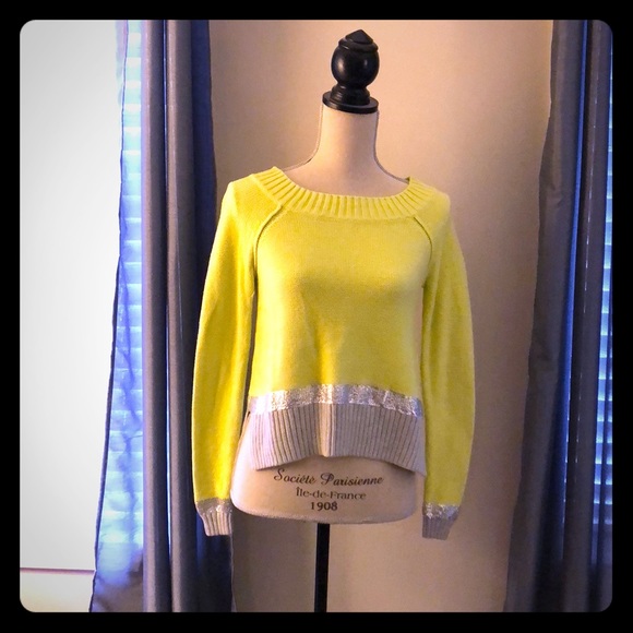 Neon Yellow sweater - Picture 1 of 1